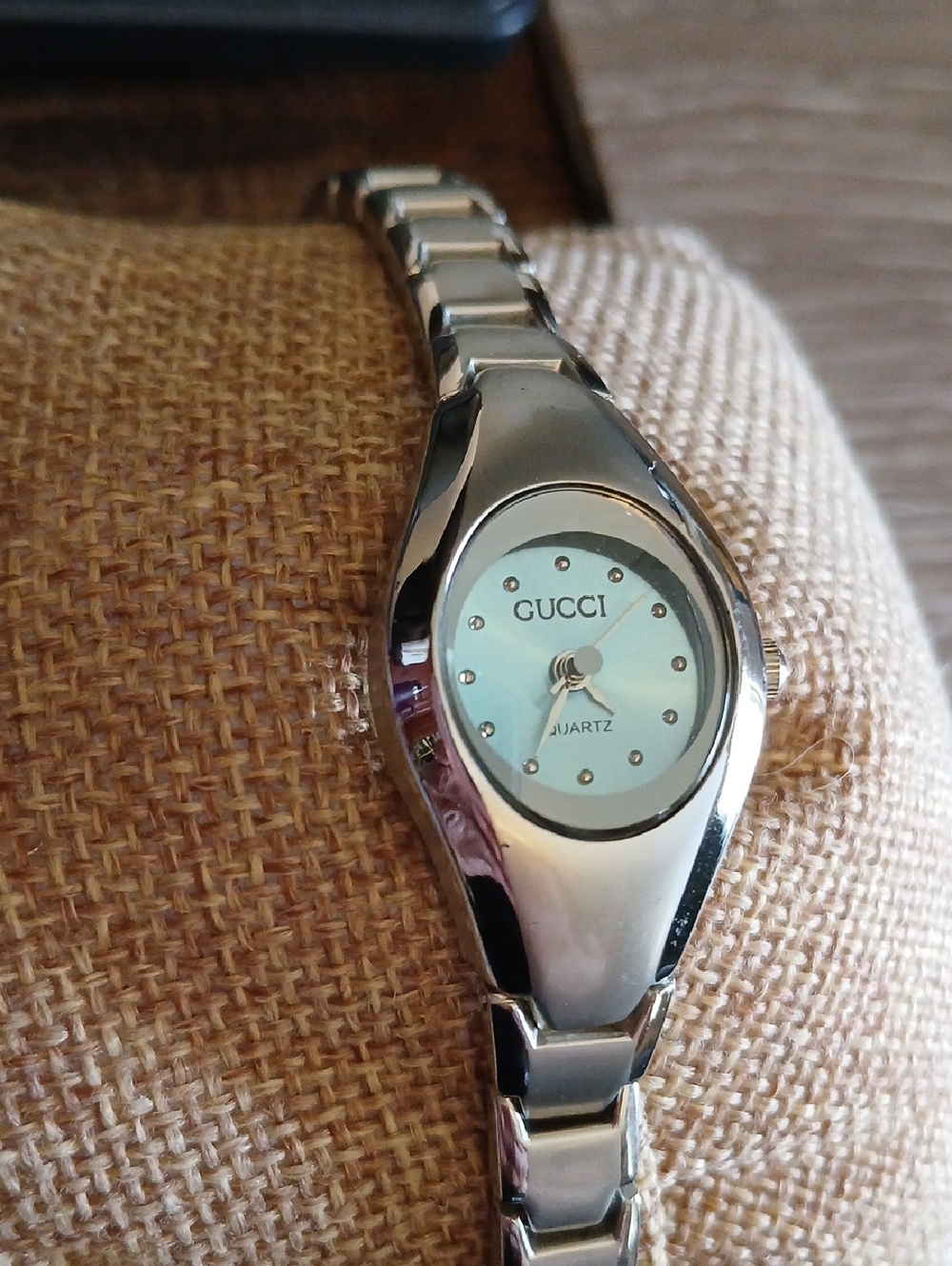 Gucci Vintage Watch - Picture 10 of 11